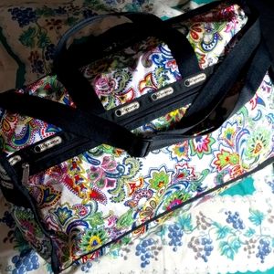 LeSportsac Graphic X Large Travel Bag